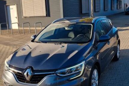 Renault Megane 149.949 km 10.300 &euro; Düsseldorf 40215