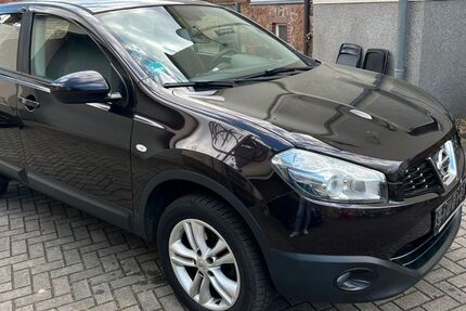 Nissan Qashqai 134.000 km 9.999 &euro; Dresden 01139