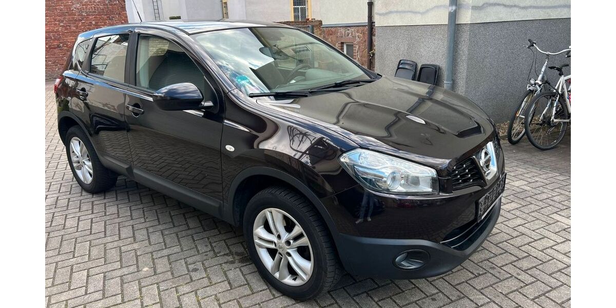 Nissan Qashqai 134.000 km 9.999 &euro; Dresden 01139