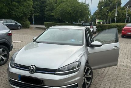 VW Golf 142.000 km 9.500 &euro; Sarstedt 31157