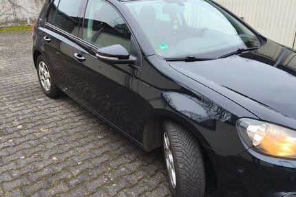 VW Golf 174.000 km 4.450 &euro; frankfurt 60435