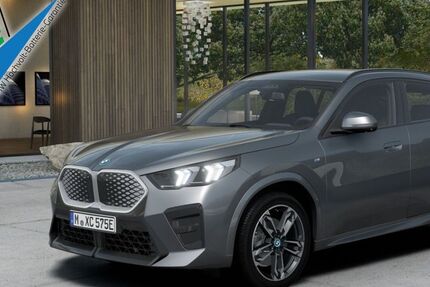 BMW iX2 17.630 km 48.450 &euro; Höxter / Stahle 37671