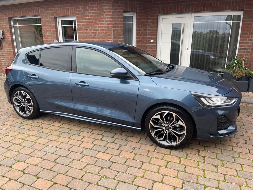 Ford Focus 4.800 km 24.995 € Vechelde 38159