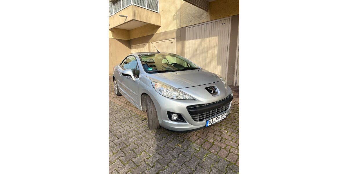 Peugeot 207 78.900 km 5.300 &euro; Wiesbaden 65193