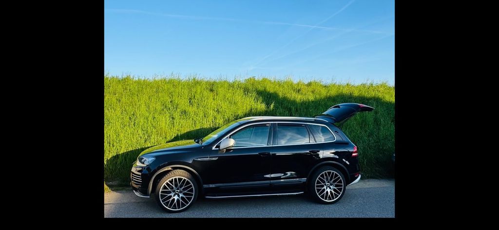 VW Touareg 201.000 km 16.100 € Marktredwitz 95615