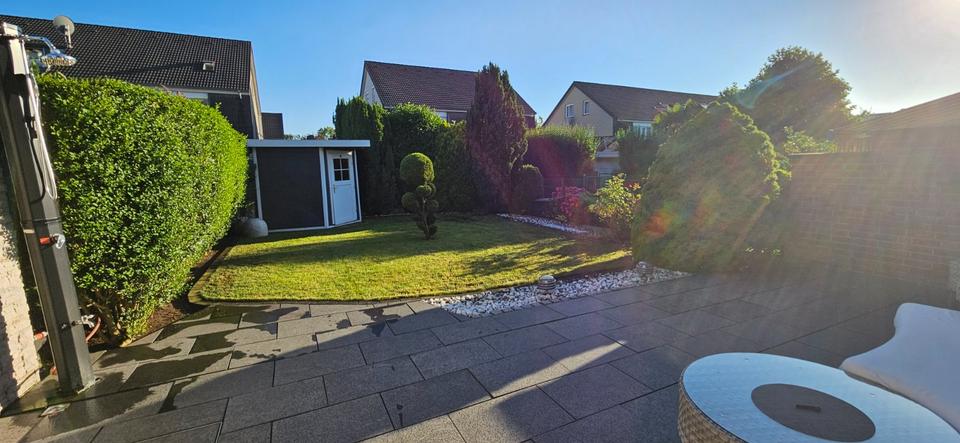 Schönes Einfamilienhaus mit Garage und 2 Stellplätzen 5 zimmer