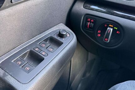 Seat Alhambra 107.000 km 13.999 &euro; Bielefeld 33647