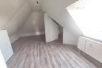 Große Maisonette mit Klimaanlagen (aktuell in 2 Wohnungen unterteilt) mit 2 Balkonen, 2 Einbauküchen und 2 Stellplätzen 5 zimmer