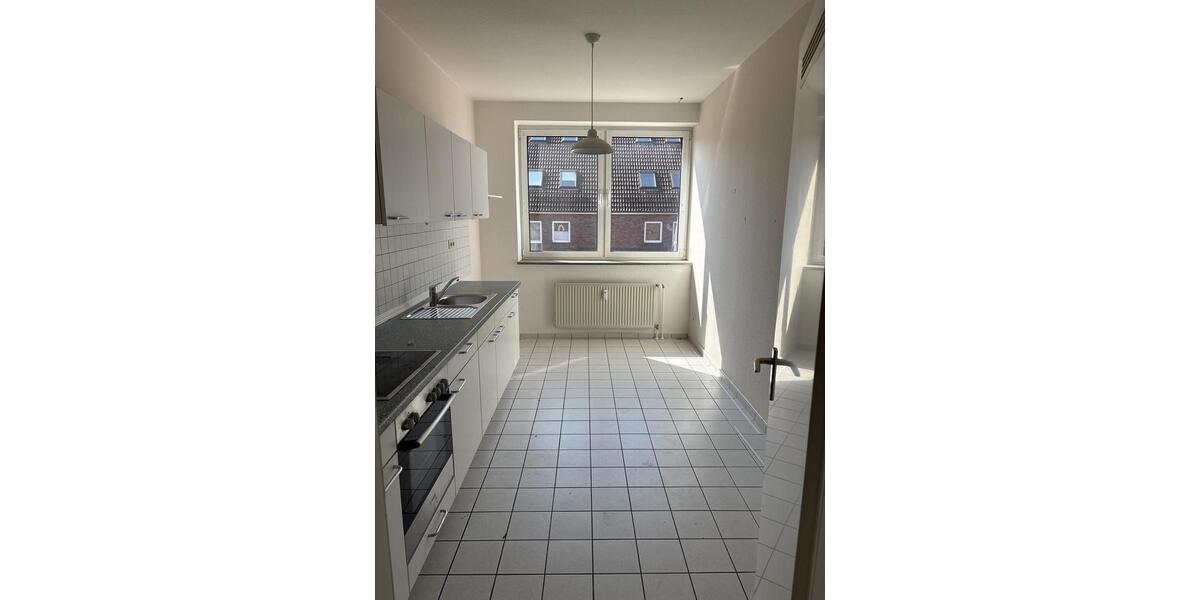 Etagenwohnung Ludwigslust - 2 Zimmer, 75 m&sup2;, 565&euro; | Angebot:26234211