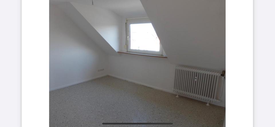 Dachgeschoßwohnung Ingelheim am Rhein - 2 Zimmer, 40 m&sup2;, 650&euro; | Angebot:26350354
