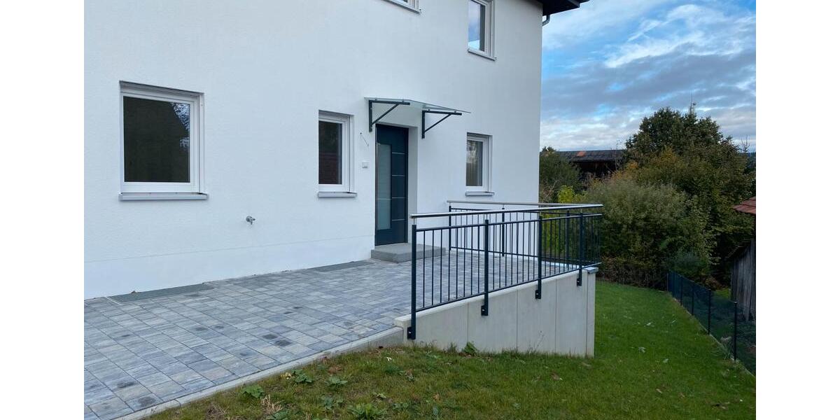 Doppelhaushälfte Essenbach - 7 Zimmer, 180 m&sup2;, 1.650&euro; | Angebot:26168874