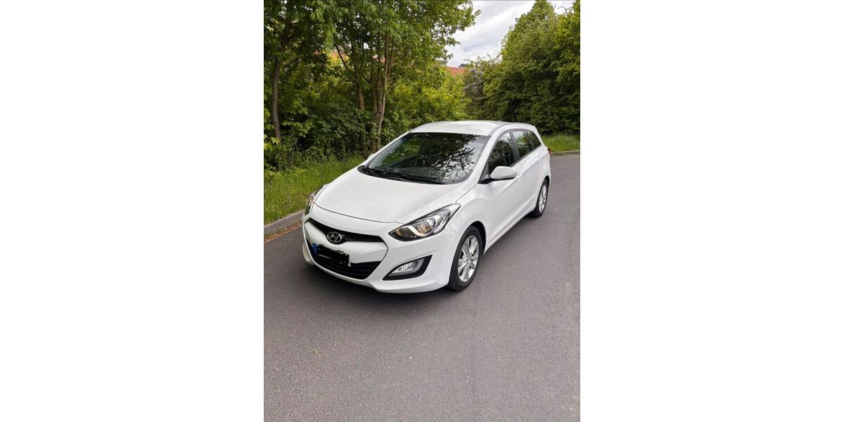 Hyundai i30 144.000 km 6.000 &euro; Dingelstädt 37351