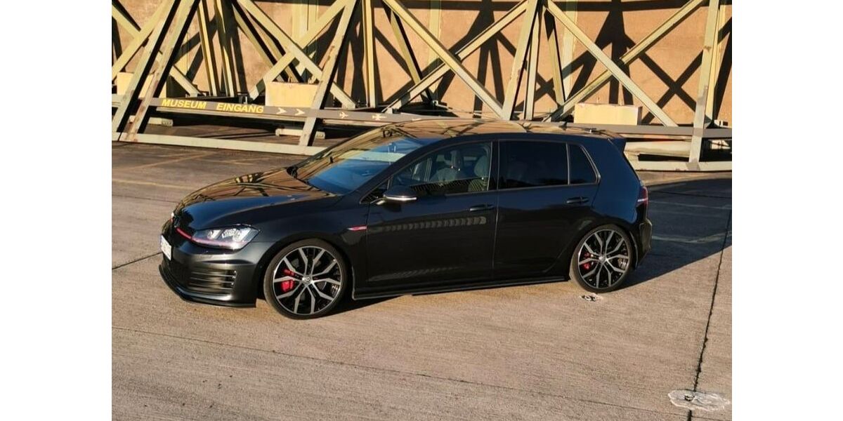 VW Golf 209.209 km 13.600 &euro; Gaggenau - Sulzbach 76571