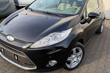 Ford Fiesta 207.660 km 2.350 &euro; Bergheim 50129