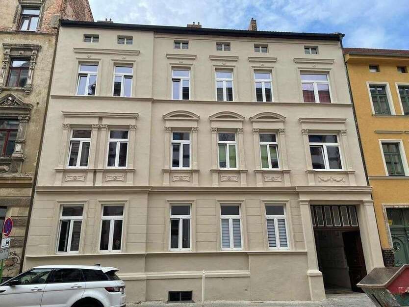 Wohnung zum Mieten in Halle 270 € 19.5 m²