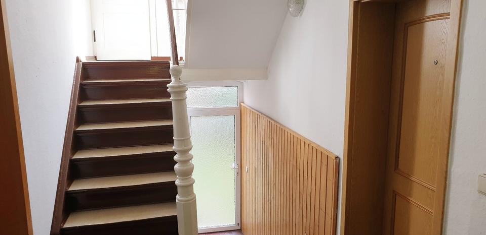 Etagenwohnung Sangerhausen - 1 Zimmer, 43 m&sup2;, 230&euro; | Angebot:26260689