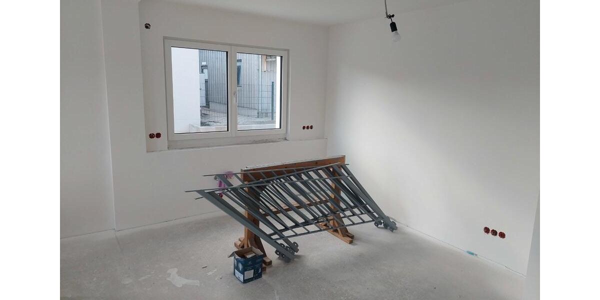 Doppelhaushälfte Lauterhofen - 5 Zimmer, 126 m&sup2;, 1.555&euro; | Angebot:26021976