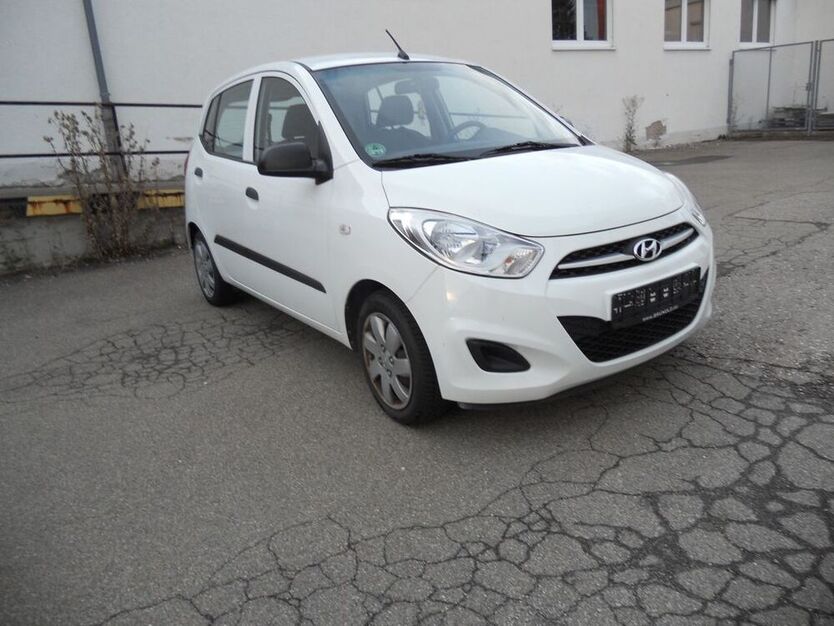 i10