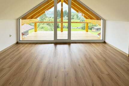 Wohnung Zwiesel - 2 Zimmer, 55 m&sup2;, 700&euro; | Angebot:22198387