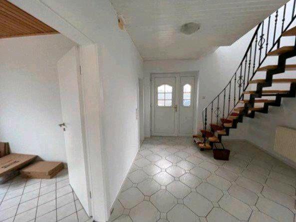 Einfamilienhaus Edewecht - 7 Zimmer, 150 m&sup2;, 379.000&euro; | Angebot:26625063