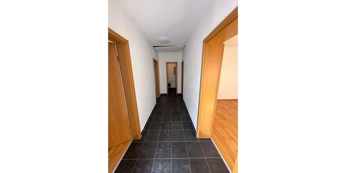 Mehrfamilienhaus, Wohnhaus Gillenfeld - 3 Zimmer, 65 m&sup2;, 570&euro; | Angebot:26026962