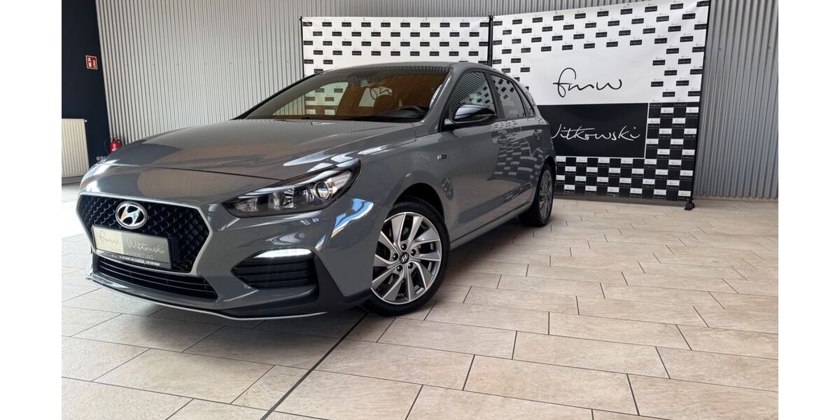 Hyundai i30 98.478 km 12.599 &euro; Raguhn-Jeßnitz 06779