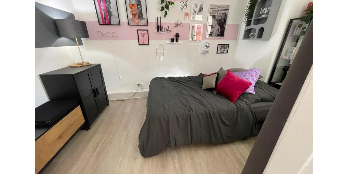 Etagenwohnung Lübeck Innenstadt - 2 Zimmer, 68 m&sup2;, 1.200&euro; | Angebot:26375418