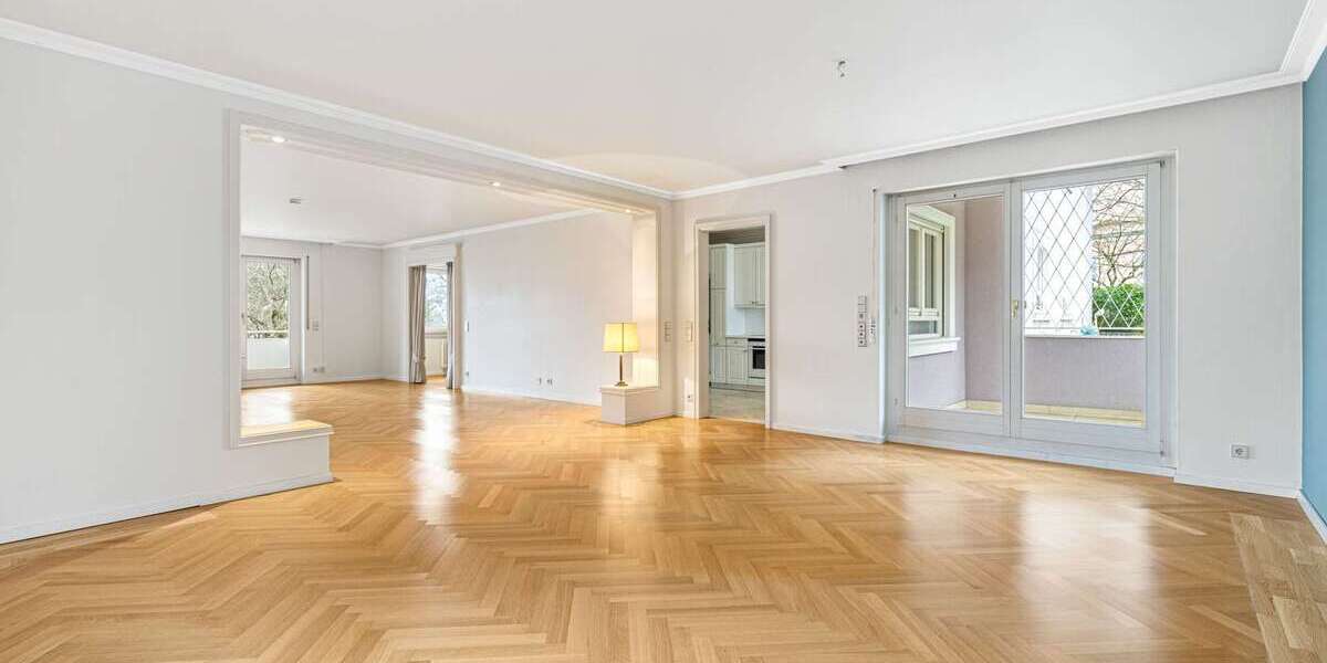 Etagenwohnung Baden-Baden Baden - 3 Zimmer, 145 m&sup2;, 1.800&euro; | Angebot:27045984
