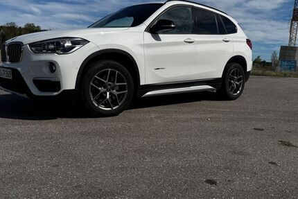 BMW X1 153.000 km 16.999 € Forstern 85659