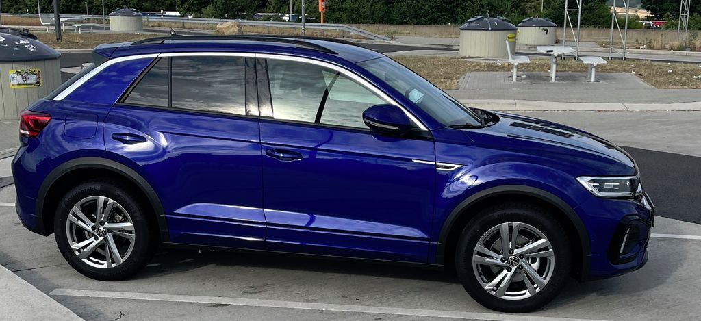 VW T-Roc 2.890 km 33.800 € Aalen 73434
