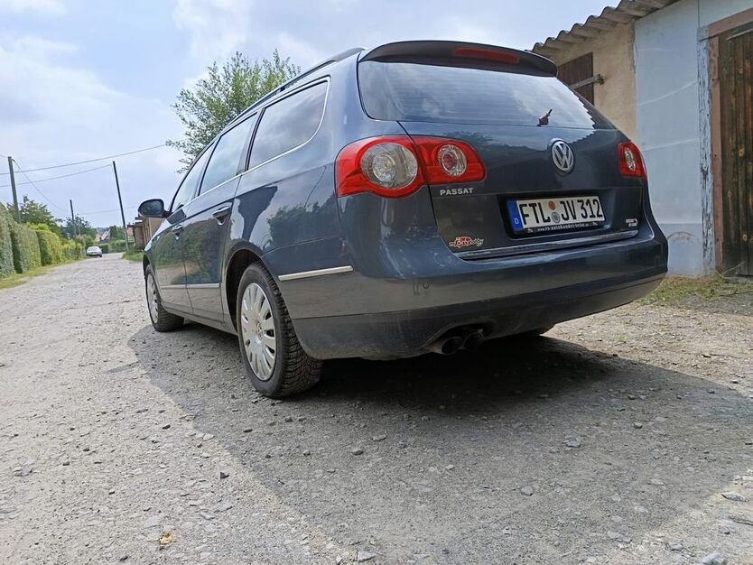 VW Passat 219.500 km 1.750 € Pirna 01796