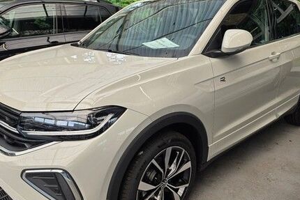 VW T-Cross 1.009 km 29.990 &euro; Otterndorf 21762