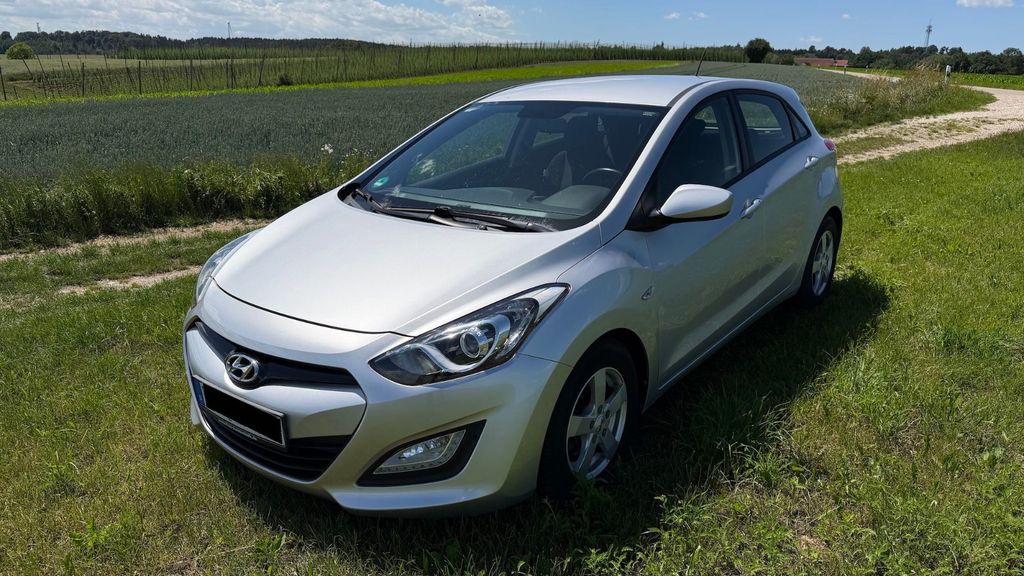 Hyundai i30 39.642 km 8.800 &euro; Wolnzach 85283