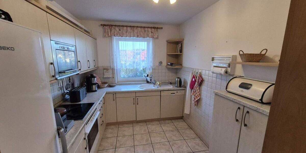 Etagenwohnung Hildburghausen Häselrieth - 3 Zimmer, 87 m&sup2;, 163.000&euro; | Angebot:25821369