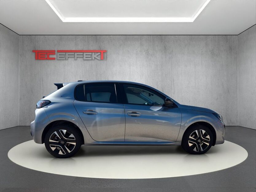 Peugeot 208 22.439 km 18.860 € Kronach 96317