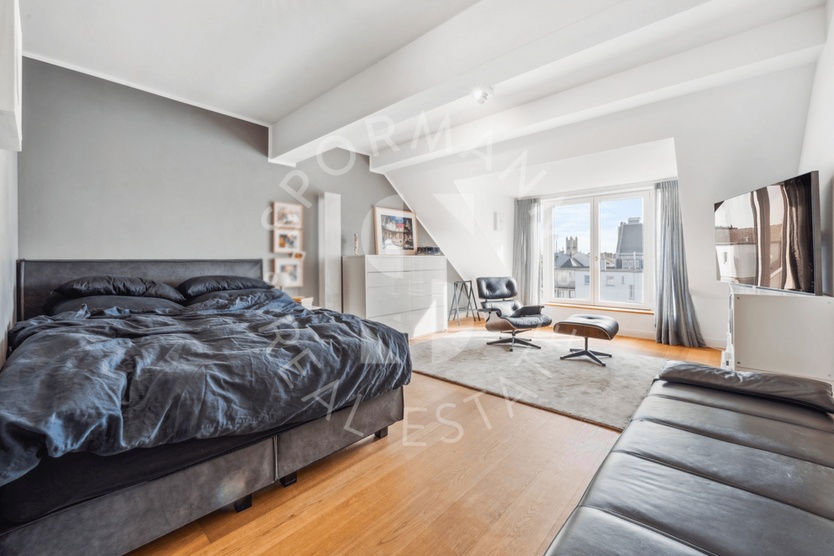 Wohnung zum Kaufen in Düsseldorf 1.475.000 € 201.38 m²