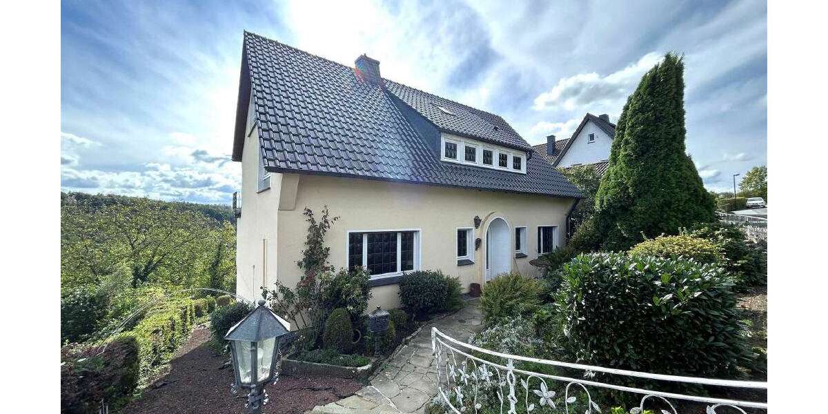 Haus zum Kaufen in Rüthen 250.000 € 204 m² 9 zimmer
