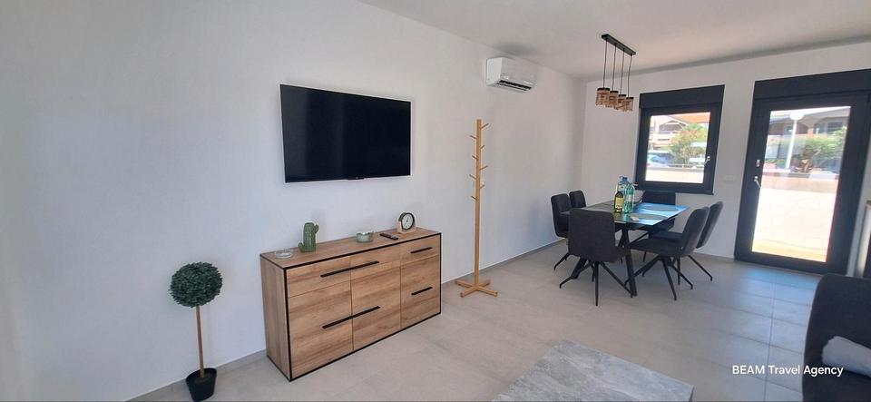 Ferienimmobilie Köln Rodenkirchen - 150&euro; | Angebot:26167957