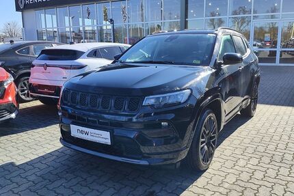 Jeep Compass 19.477 km 26.996 &euro; Massen 03238