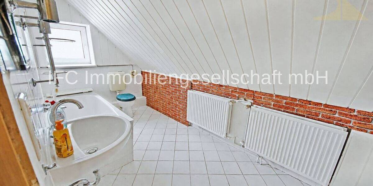 Einfamilienhaus Kemberg Dorna - 6 Zimmer, 124 m&sup2;, 75.000&euro; | Angebot:26686843