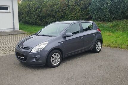 Hyundai i20 107.000 km 4.900 € Glauchau 08371