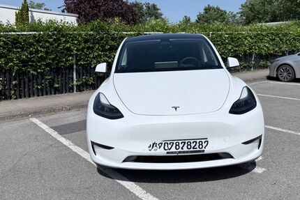 Tesla Model Y 90.000 km 32.500 &euro; Sarstedt 31157