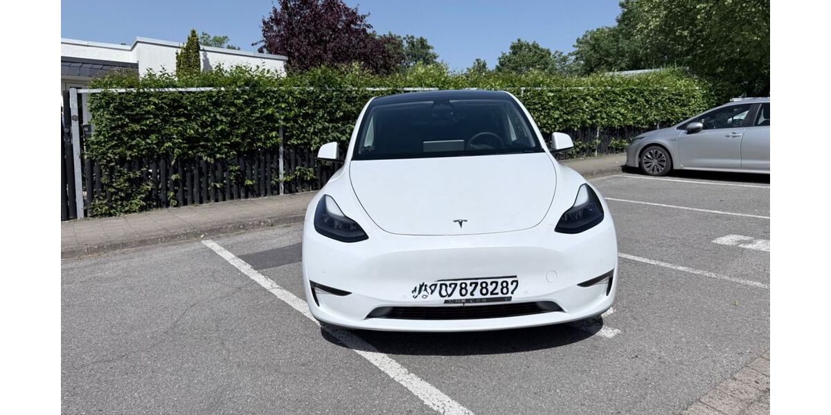 Tesla Model Y 90.000 km 32.500 &euro; Sarstedt 31157