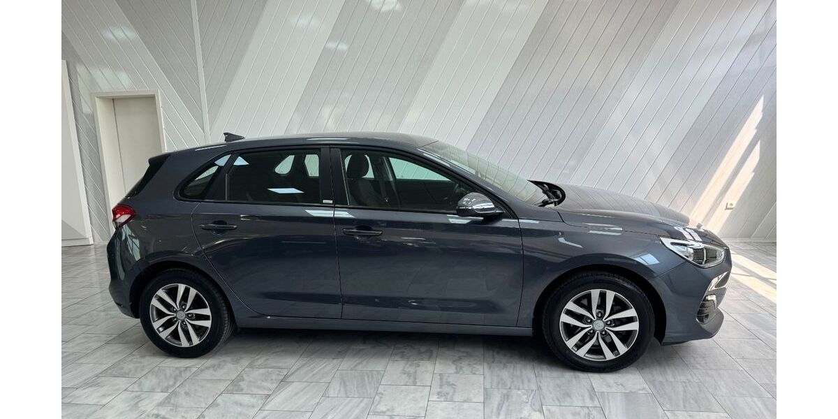 Hyundai i30 42.779 km 13.990 &euro; Liebenburg 38704