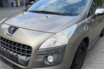 Peugeot 3008 99.000 km 3.199 &euro; Berlin 13055