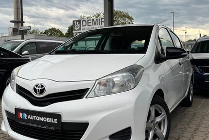 Toyota Yaris 150.000 km 5.490 &euro; Großmehring 85098