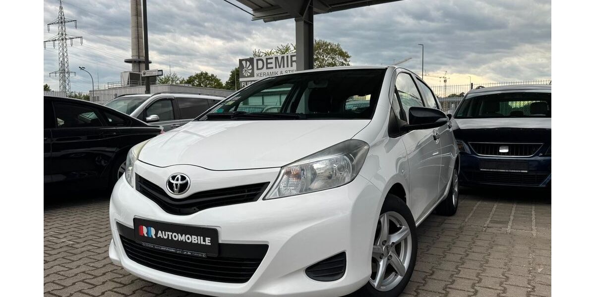Toyota Yaris 150.000 km 5.490 &euro; Großmehring 85098