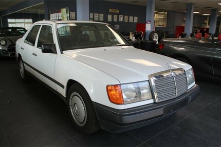 Mercedes 230 E H-Kenn./Doppel-Airbag/Rostfrei/Ungeschweißt