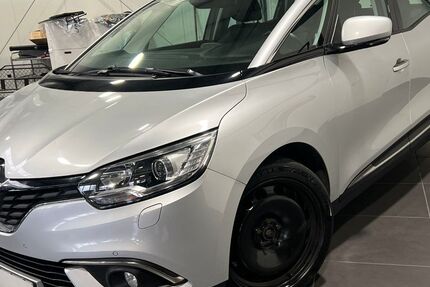 Renault Scenic 148.000 km 9.995 &euro; Bretten 75015