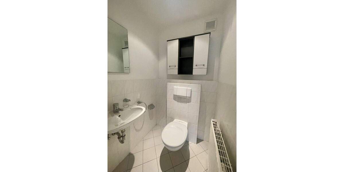 Etagenwohnung Kaiserslautern Innenstadt - 3 Zimmer, 80 m&sup2;, 720&euro; | Angebot:25247823